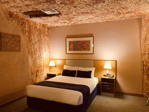 Desert Cave Hotel - Accommodation Port Macquarie 12