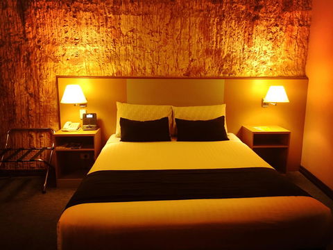 Desert Cave Hotel - Accommodation Port Macquarie 38