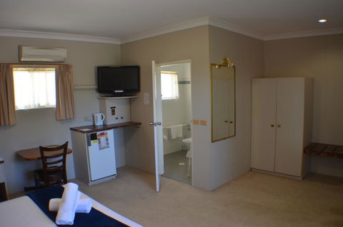 Deer Park Motor Inn Armidale - Accommodation Port Macquarie 34