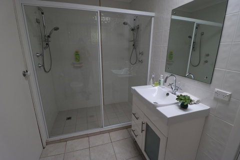 Linger Longer Vineyard - Accommodation Port Macquarie 9