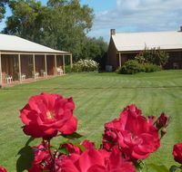 Coonawarra Units - Accommodation Port Macquarie