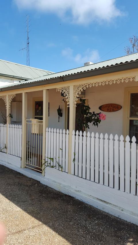 Cosy Nook - Accommodation Port Macquarie 0