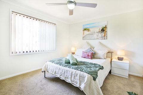 Wildwood I Pet Friendly I 5 Mins To Beach - Accommodation Port Macquarie 4
