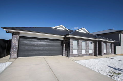 Serene Shores - Accommodation Port Macquarie 0