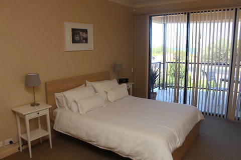 The Lighthouse - Beachfront Accommodation - Accommodation Port Macquarie 1