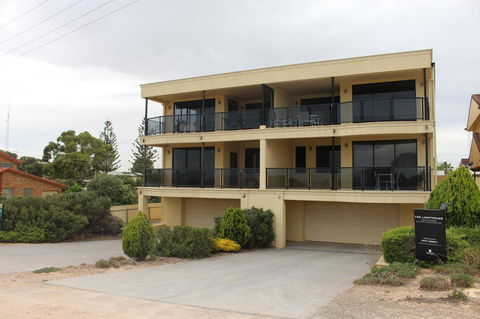 The Lighthouse - Beachfront Accommodation - Accommodation Port Macquarie 0