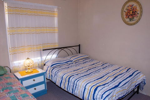 Kimba Units - Accommodation Port Macquarie 14