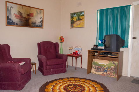 Kimba Units - Accommodation Port Macquarie 9