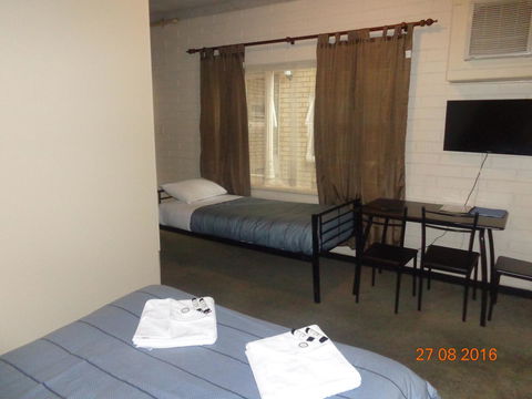 Adelaide Backpackers And Travellers Inn - Accommodation Port Macquarie 14