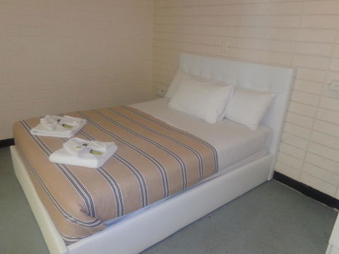 Adelaide Backpackers And Travellers Inn - Accommodation Port Macquarie 24