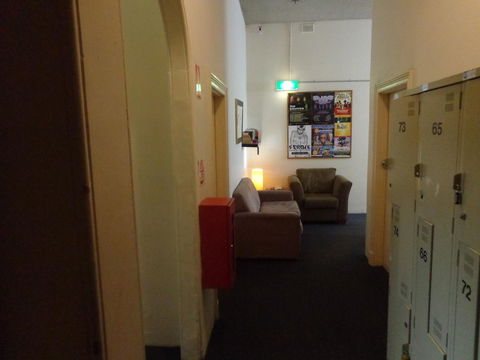 Adelaide Backpackers And Travellers Inn - Accommodation Port Macquarie 12