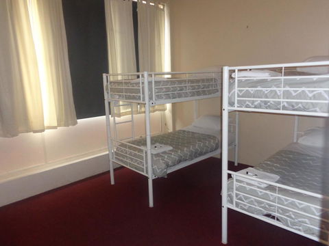 Adelaide Backpackers And Travellers Inn - Accommodation Port Macquarie 33