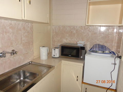 Adelaide Backpackers And Travellers Inn - Accommodation Port Macquarie 26