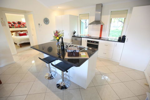 One Tree Bed And Breakfast - Accommodation Port Macquarie 8