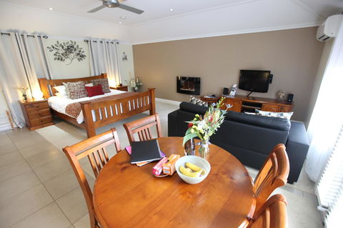 One Tree Bed And Breakfast - Accommodation Port Macquarie 16