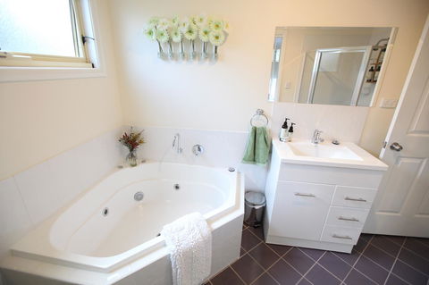 One Tree Bed And Breakfast - Accommodation Port Macquarie 10