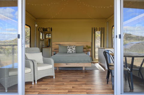 Flinders Bush Retreats - Accommodation Port Macquarie 4