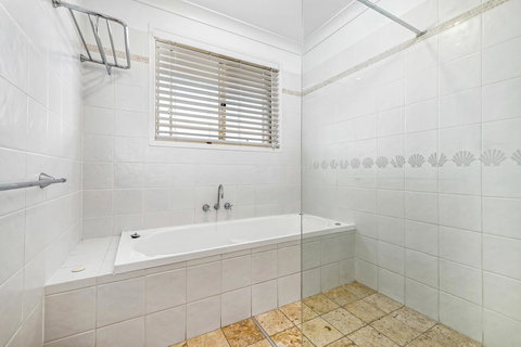 Casuarina 1 - Accommodation Port Macquarie 9