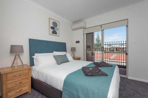 Jurien Bay Motel Apartments - Accommodation Port Macquarie 3