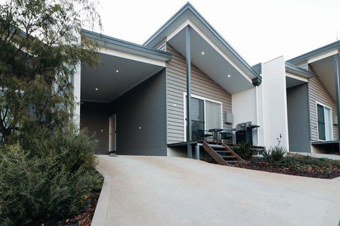 Villa Sedici @ Cape Villas Dunsborough - Accommodation Port Macquarie 15