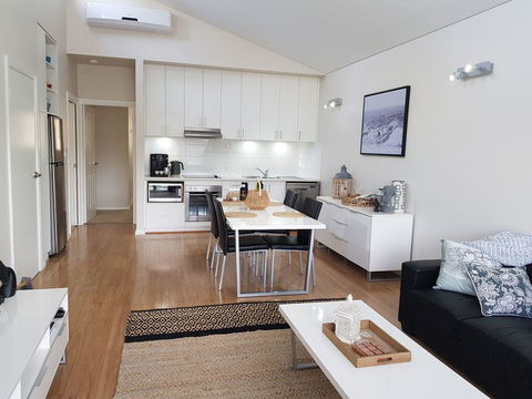Villa Sedici @ Cape Villas Dunsborough - Accommodation Port Macquarie 12