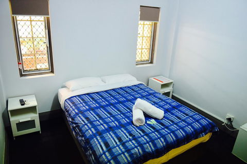 The Emperors Crown Hostel - Accommodation Port Macquarie 13
