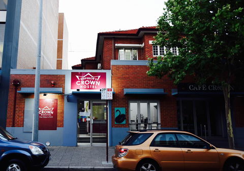 The Emperors Crown Hostel - Accommodation Port Macquarie 0