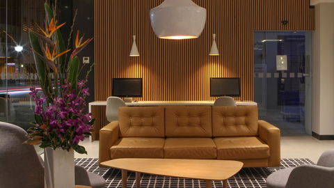 Holiday Inn Perth City Centre, An IHG Hotel - Accommodation Port Macquarie 6