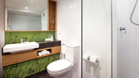 Holiday Inn Perth City Centre, An IHG Hotel - Accommodation Port Macquarie 3