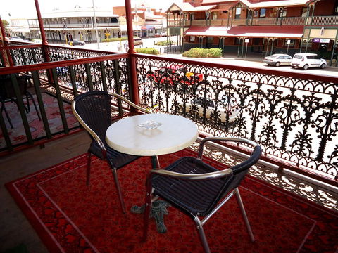 The Palace Hotel Kalgoorlie - Accommodation Port Macquarie 6