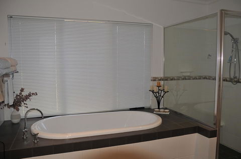 Glenelg On King Bed & Breakfast - Accommodation Port Macquarie 26
