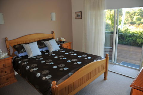 Glenelg On King Bed & Breakfast - Accommodation Port Macquarie 24