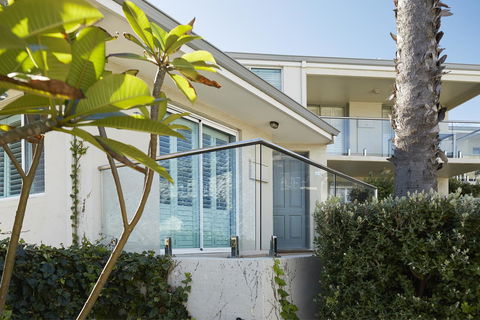 Seashells Scarborough - Accommodation Port Macquarie 6