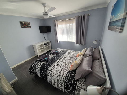Ocean Beach Chalet 18 - Accommodation Port Macquarie 9