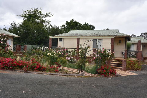 Mount Barker Valley Views Motel & Chalets, Western Australia - Accommodation Port Macquarie 31