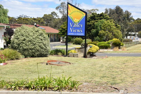 Mount Barker Valley Views Motel & Chalets, Western Australia - Accommodation Port Macquarie 10