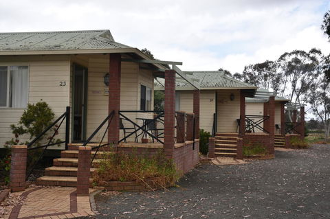Mount Barker Valley Views Motel & Chalets, Western Australia - Accommodation Port Macquarie 16