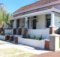 Captain's Heritage Cottage - Accommodation Port Macquarie