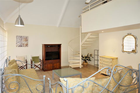 Osprey Holiday Village Unit 110 - Accommodation Port Macquarie 5