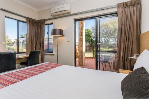 Country Comfort Perth - Accommodation Port Macquarie 30