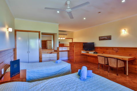 Kimberley Hotel - Accommodation Port Macquarie 2