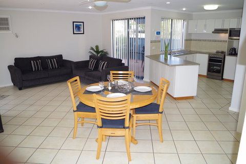 Kalbarri Blue Ocean Villas - Accommodation Port Macquarie 5