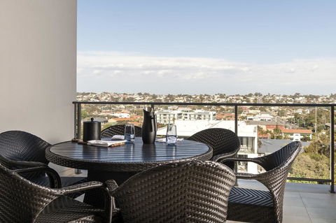 Ramada By Wyndham VetroBlu Scarborough Beach - Accommodation Port Macquarie 9