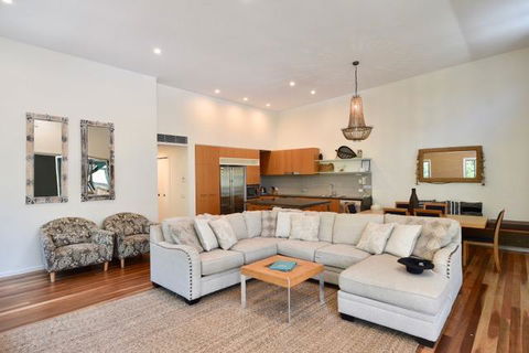 East On Byron - Accommodation Port Macquarie 13