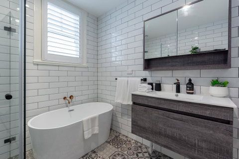 Heritage Townhouse Near Harbour Bridge - Accommodation Port Macquarie 9
