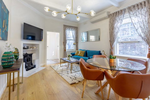Heritage Townhouse Near Harbour Bridge - Accommodation Port Macquarie 33