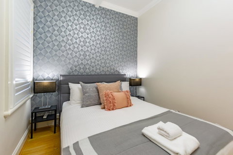 Heritage Townhouse Near Harbour Bridge - Accommodation Port Macquarie 27