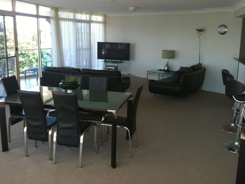 Northpoint Apartments - Accommodation Port Macquarie 26
