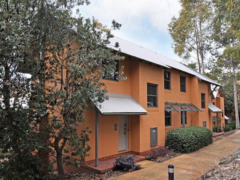 Villa Executive 2br Cypress DS Located Within Cypress Lakes Resort - Accommodation Port Macquarie 2