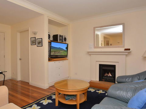 Villa 2br Prosecco Villa Located Within Cypress Lakes Resort - Accommodation Port Macquarie 1
